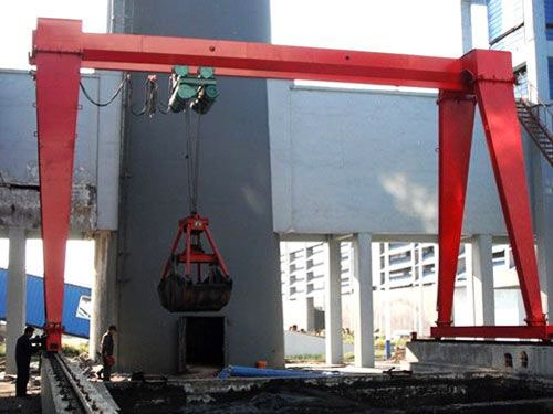 MHZ型電動(dòng)葫蘆抓斗門式起重機(jī)